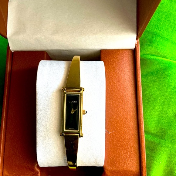 Modern GUCCI bangle watch🔥🔥🔥 - Picture 14 of 16